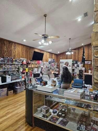 Fan2Fan L.L.C. comic book store in Milton, Florida
