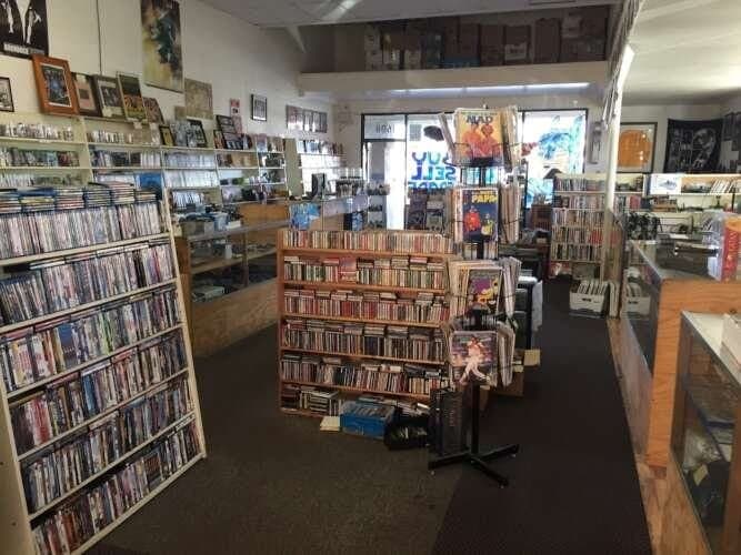 Games Exchange comic book store in Grover Beach, California