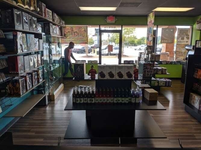 Killerfinds comic book store in Hiram, Georgia