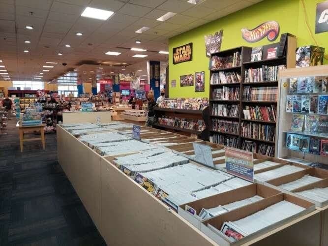 V•Stock comic book store in St. Louis, Missouri
