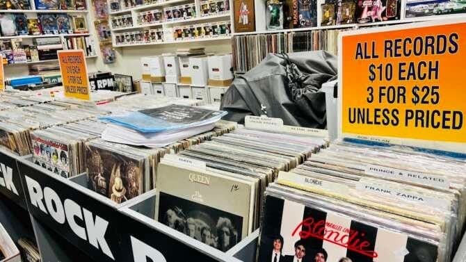 21st Century Music comic book store in Rochelle Park, New Jersey