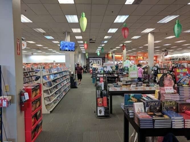 2nd & Charles Beaumont Texas comic book store in Beaumont, Texas