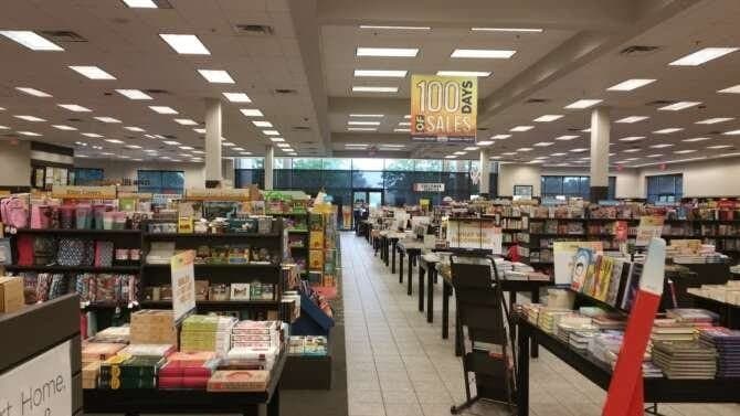 Books-A-Million Columbia South Carolina comic book store in Columbia, South Carolina
