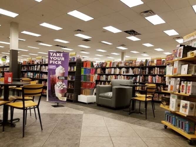 Books-A-Million Cookeville Tennessee comic book store in Cookeville, Tennessee