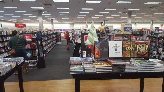 Books-A-Million Gainesville Florida comic book store in Gainesville, Florida