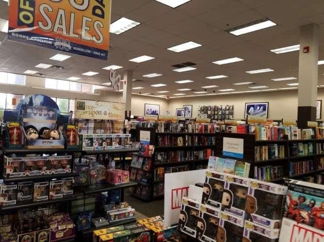 Books-A-Million Mt. Juliet Tennessee comic book store in Mt. Juliet, Tennessee
