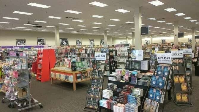 Books-A-Million Oak Ridge Tennessee comic book store in Oak Ridge, Tennessee