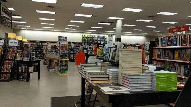 Books-A-Million Opelika Alabama comic book store in Opelika, Alabama