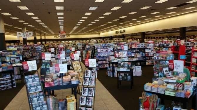 Books-A-Million Pensacola Florida comic book store in Pensacola, Florida