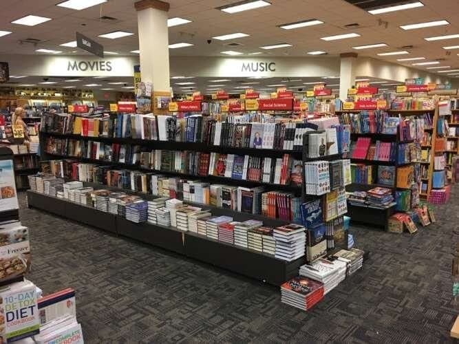 Books-A-Million Scranton Pennsylvania comic book store in Scranton, Pennsylvania