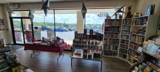 Comics Unlimited comic book store in Cleveland, Tennessee