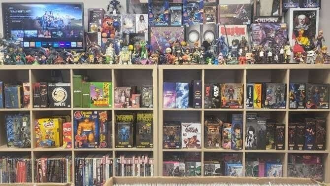 Cosmo’s Collectibles: Toys and Comics comic book store in Easley, South Carolina