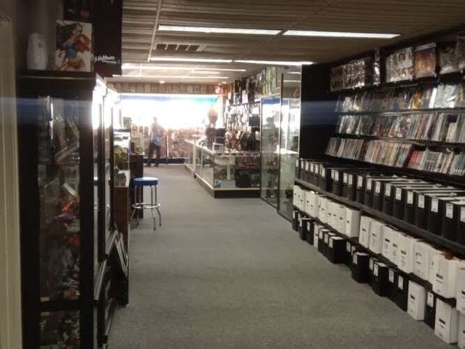 D J's Collectible Shoppe comic book store in Hanford, California