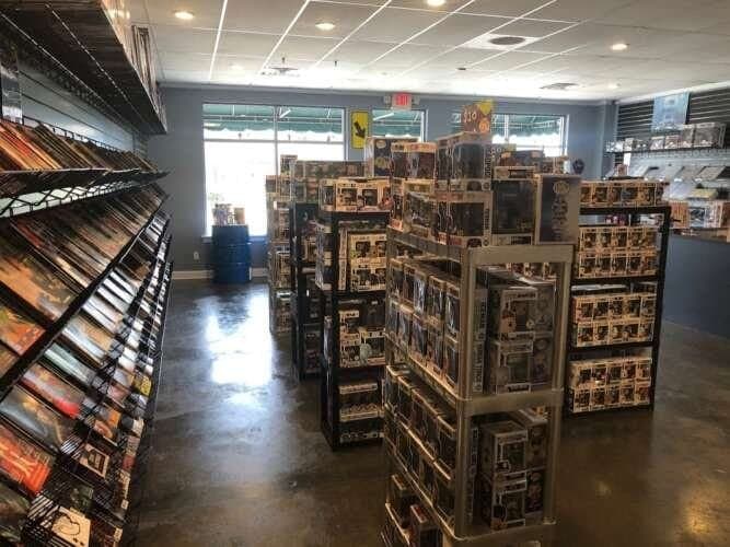 Dragonfly Comics & Collectibles comic book store in White House, Tennessee