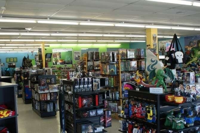 DZ Comics & Gaming comic book store in Moore, Oklahoma