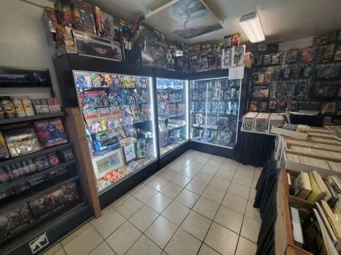 Geek Antique & g33k antiqu3 comic book store in Los Angeles, California