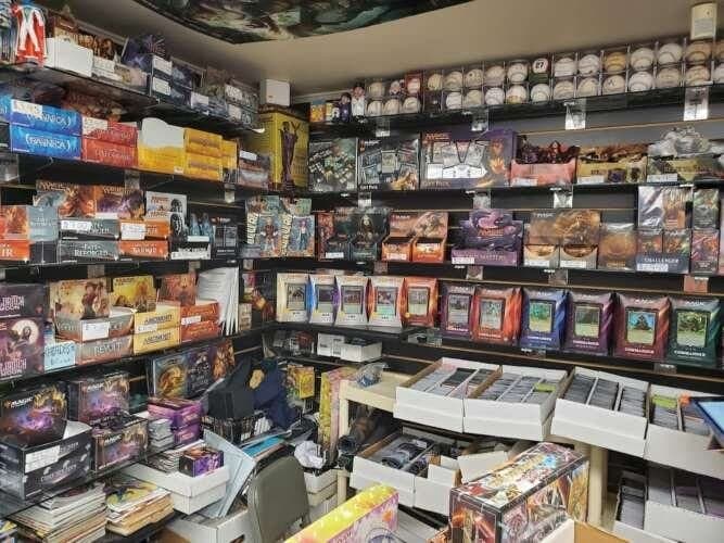 Grand Slam Sports Cards-Comic comic book store in Loveland, Colorado