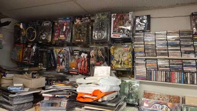 Record Trader 1 comic book store in Fort Myers, Florida