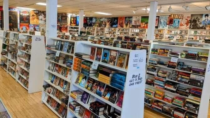 River City Records & Books comic book store in Duluth, Minnesota