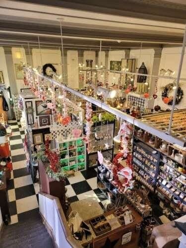 The Hub Vintage Boutique & Market comic book store in Crown Point, Indiana