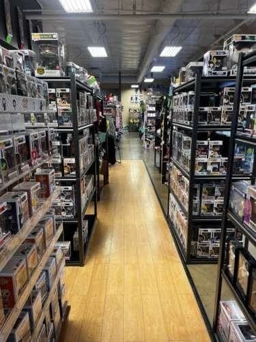 This n’ That Collectibles Show comic book store in Fresno, California