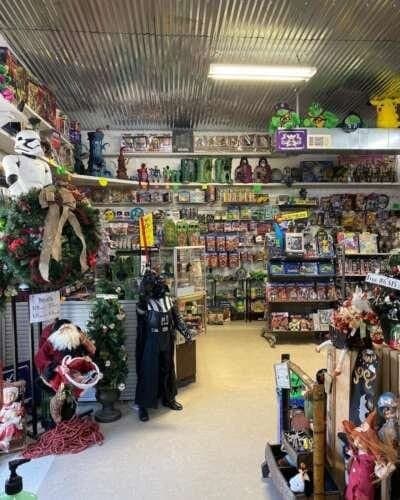 Walking Down Memory Lanes comic book store in Gonzales, Louisiana