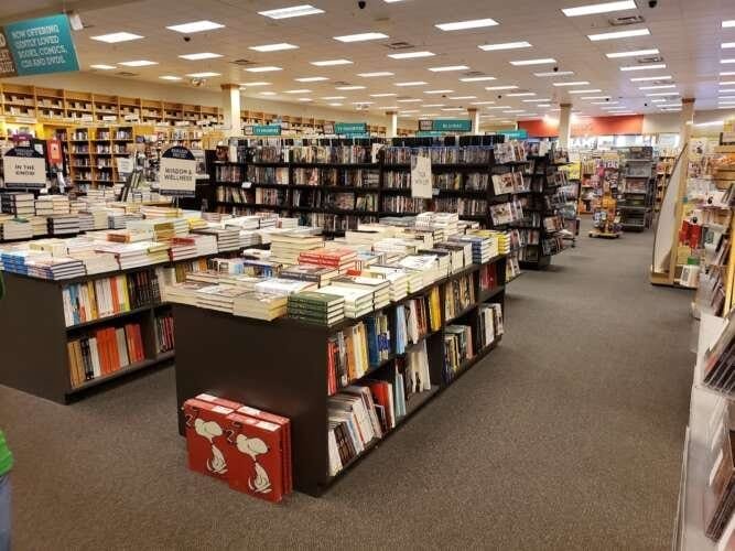 Comic book store in Barboursville Books-A-Million Barboursville West Virginia