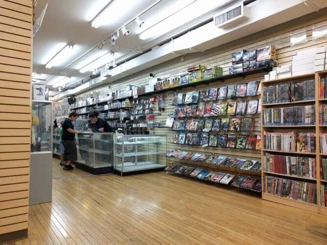 Comic book store in New York Montasy Comics NYC