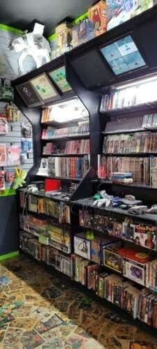 Comic book store in Gerald Nerd It Up
