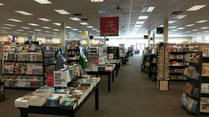 Comic book store in Leesburg Books-A-Million Leesburg Florida