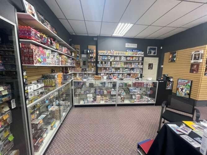 Comic book store in Oakland Pop Century Collectibles