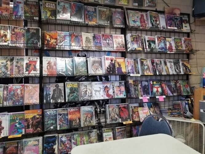 Comic book store in Newark Chris's Comics