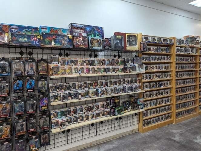 Comic book store in Clinton Township Pop' N Comics and collectibles