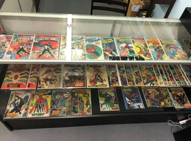 Comic book store in Tempe Brandon's Comics