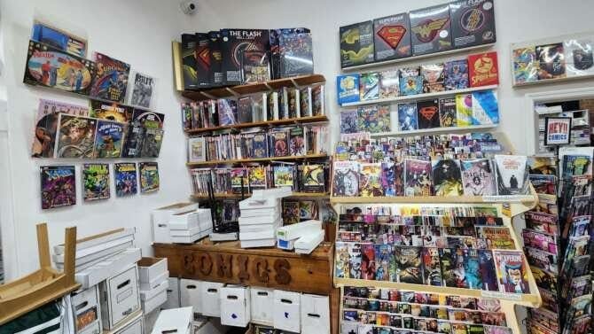 Comic book store in New York Alex's MVP Cards and Comics