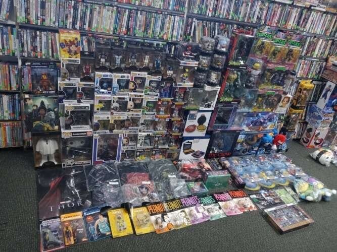 Comic book store in Roanoke Collectors Lair-Roanoke Comic book store in Roanoke Collectors Lair-Roanoke