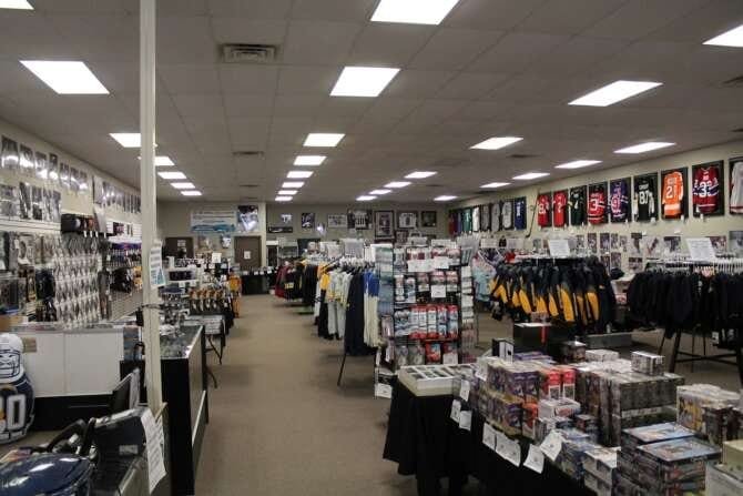 Comic book store in Amherst Dave & Adam's Retail Store