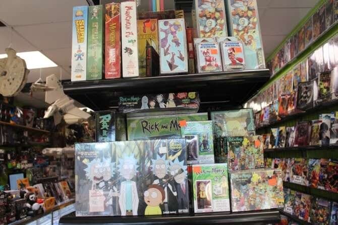 Comic book store in Orlando Living Dead Comics