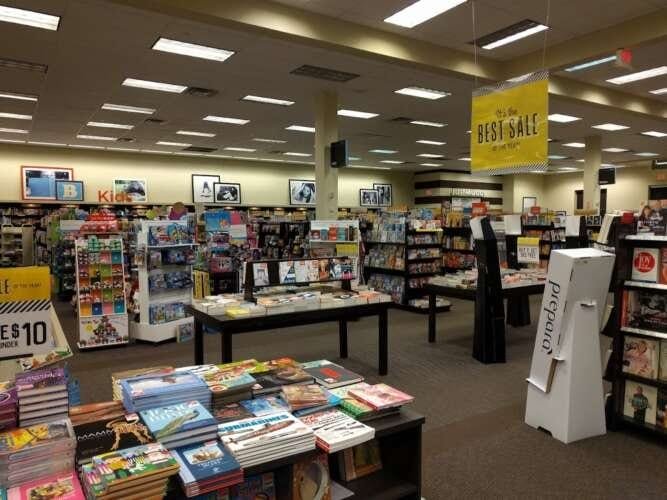Comic book store in Kingsport Books-A-Million Kingsport Tennessee
