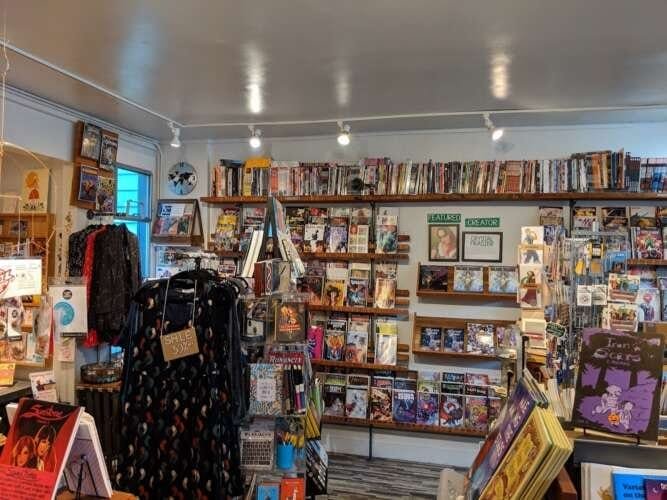 Comic book store in Seattle Outsider Comics