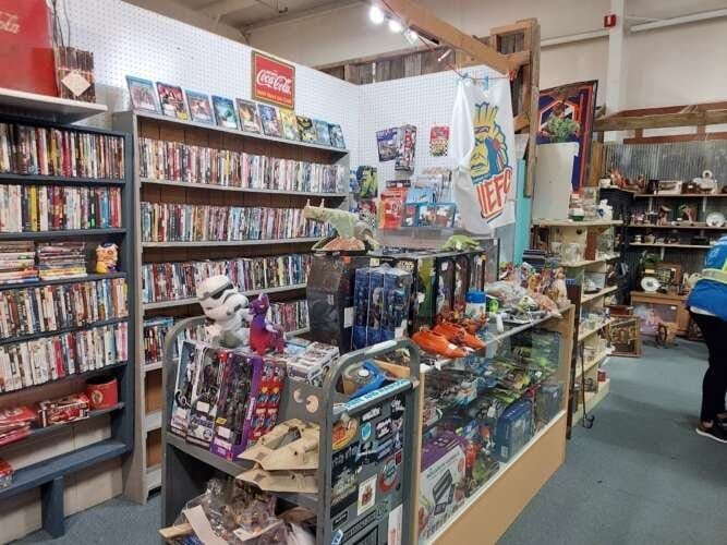 Comic book store in Grain Valley Brass Armadillo Antique Mall - Kansas City