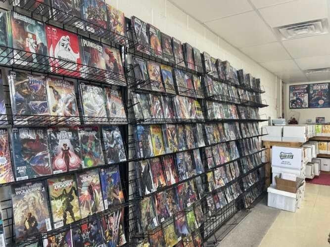 Comic book store in Cape Girardeau Comix Strip