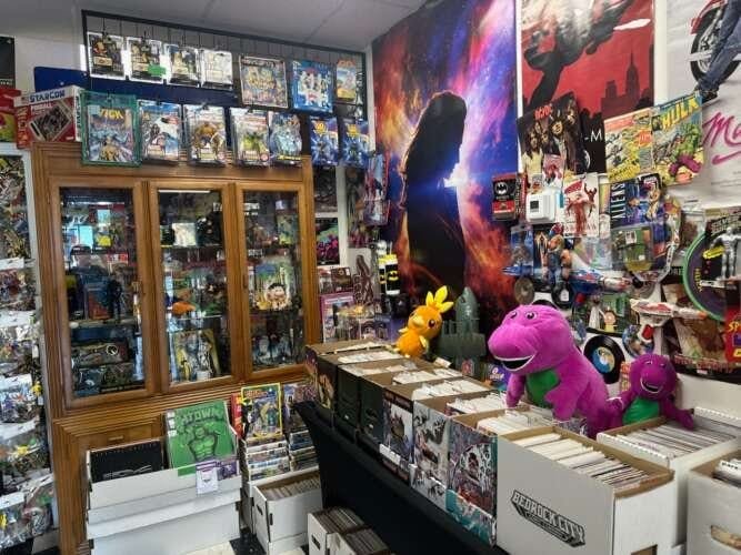 Comic book store in Houston Glass Man Collectibles