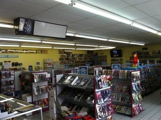 Comic book store in Cincinnati Up Up & Away