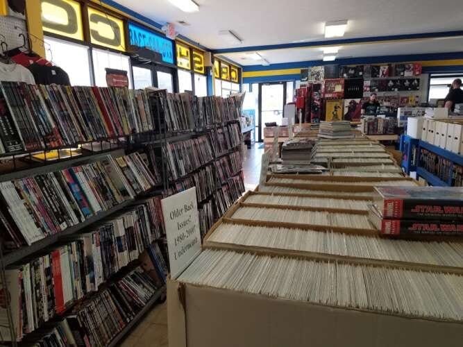 Comic book store in Paducah Crash Comics