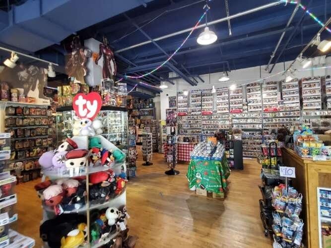Comic book store in Knoxville Tall Man Toys & Comics