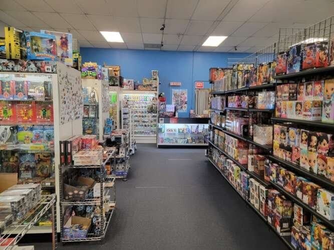 Comic book store in Anaheim My-D Pins & Collectibles