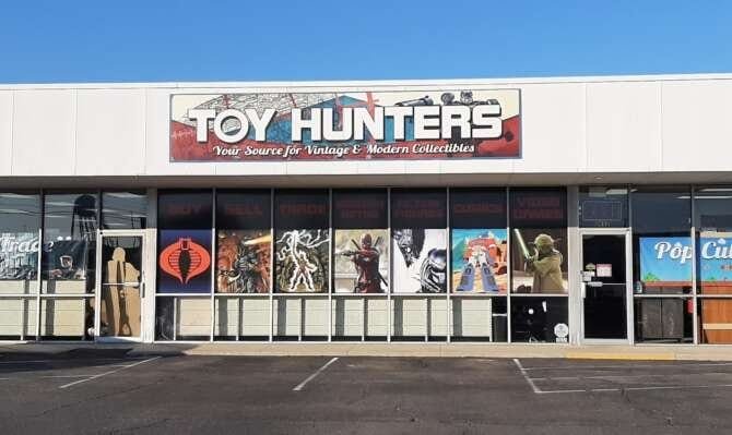 Comic book store in Ontario Toy Hunters