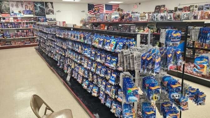 Comic book store in Lansing All Star Cards