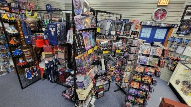 Comic book store in Lombard Alien Entertainment Store